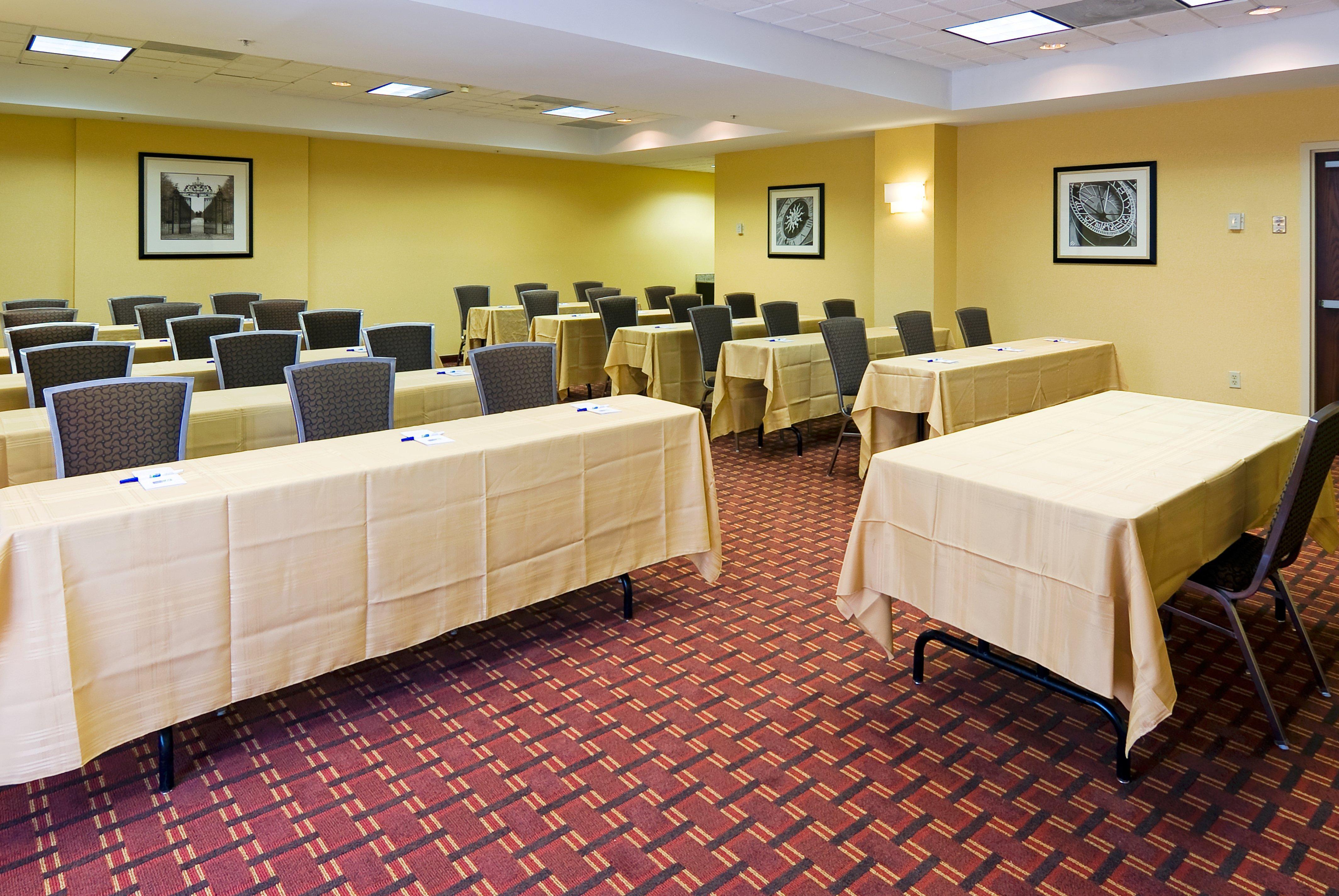 Holiday Inn Express Hotel & Suites Kendall East-Miami By Ihg Ngoại thất bức ảnh